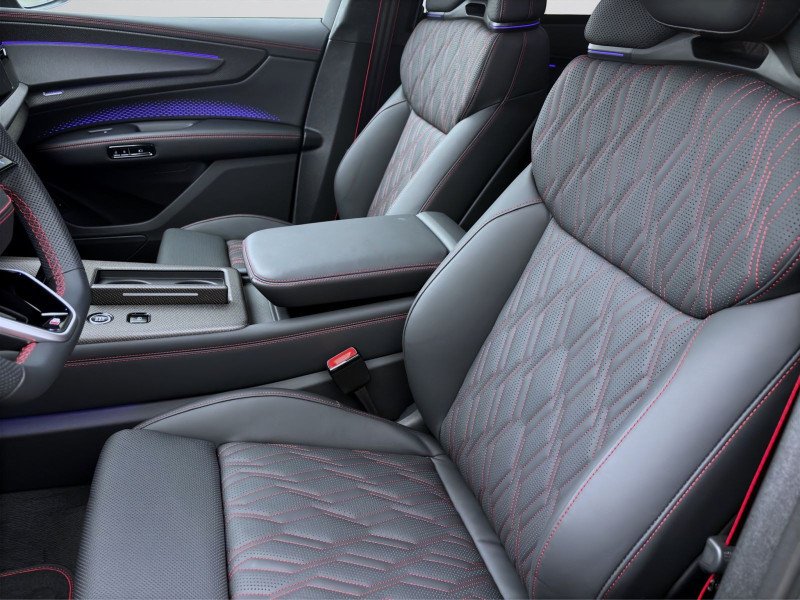 Bild 8: Audi Q7 SUV TDI Q S LINE NEUES MODELL STDHZG 360* AHK MATRIX