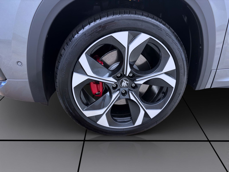 Bild 8: Škoda KODIAQ RS 4X4 AHK PANO STANDH NAV+ ASSISTENZ+ HEAD-UP 360°