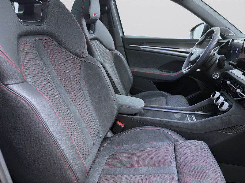 Bild 16: Škoda KODIAQ RS 4X4 AHK PANO STANDH NAV+ ASSISTENZ+ HEAD-UP 360°