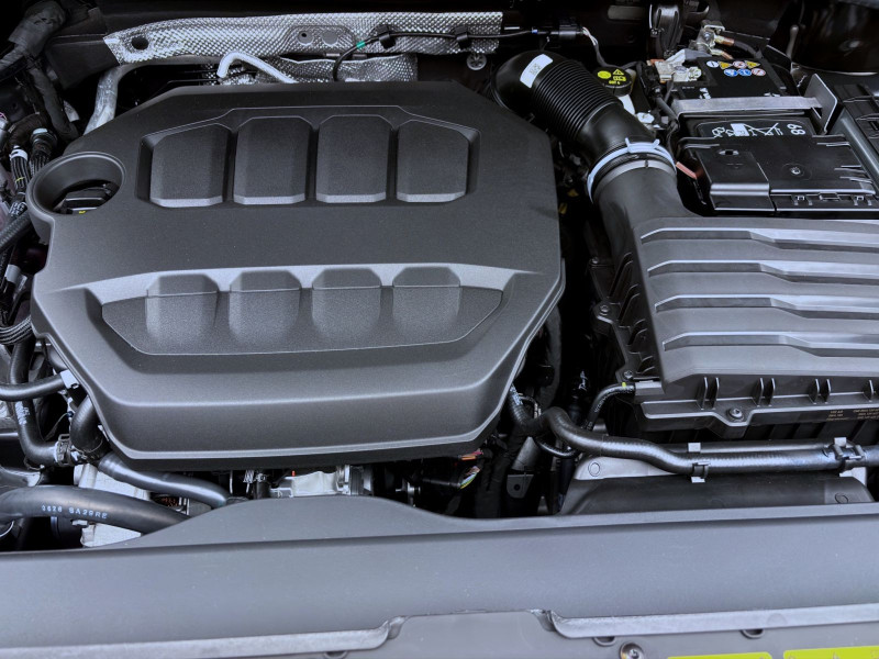Bild 18: Škoda KODIAQ RS 4X4 AHK PANO STANDH NAV+ ASSISTENZ+ HEAD-UP 360°