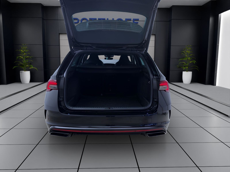 Bild 4: Škoda OCTAVIA COMBI RS AHK PANO STANDH DCC NAV+ ASSISTENZ+