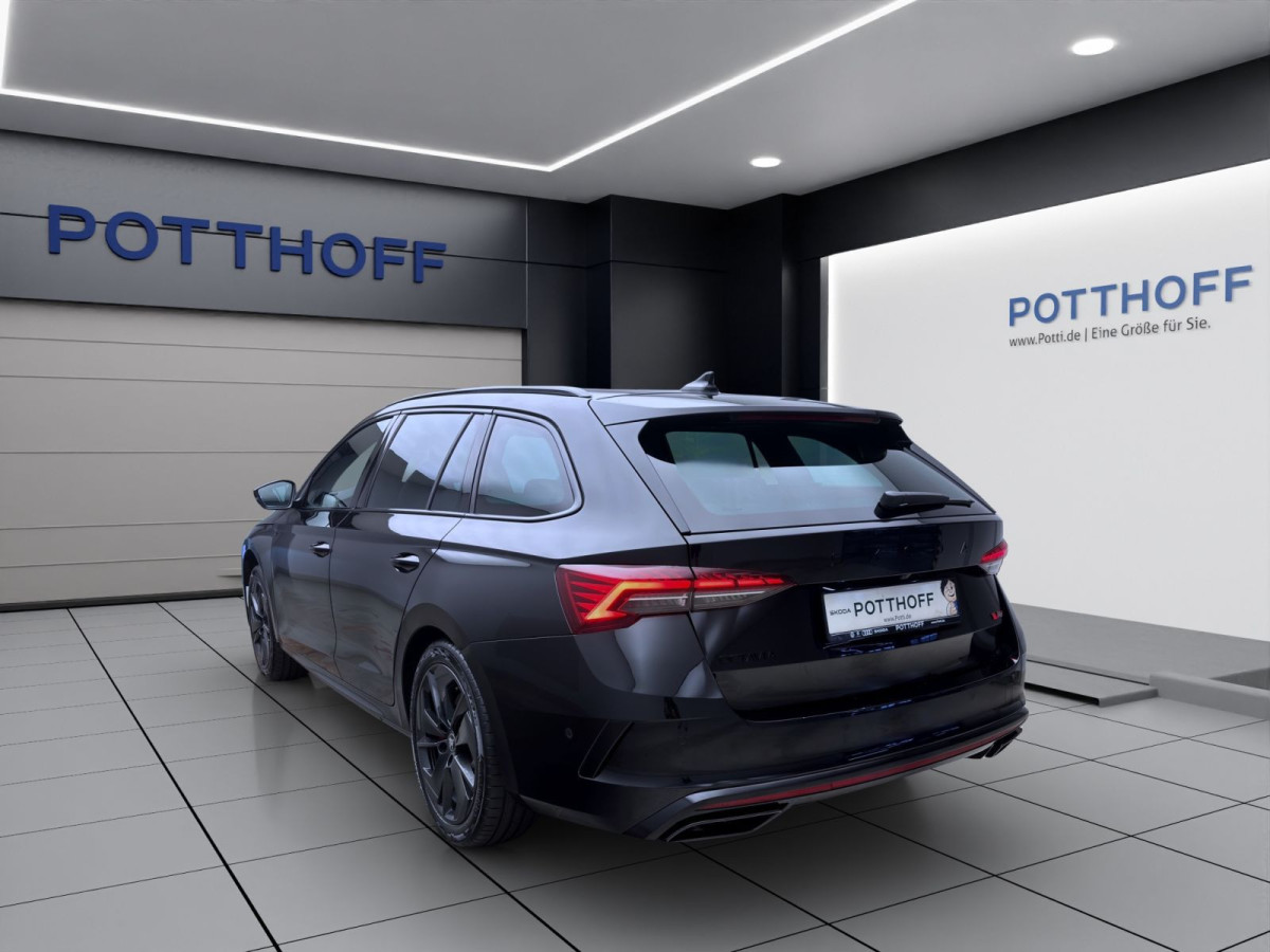 Thumb 2: Škoda OCTAVIA COMBI RS AHK PANO STANDH DCC NAV+ ASSISTENZ+