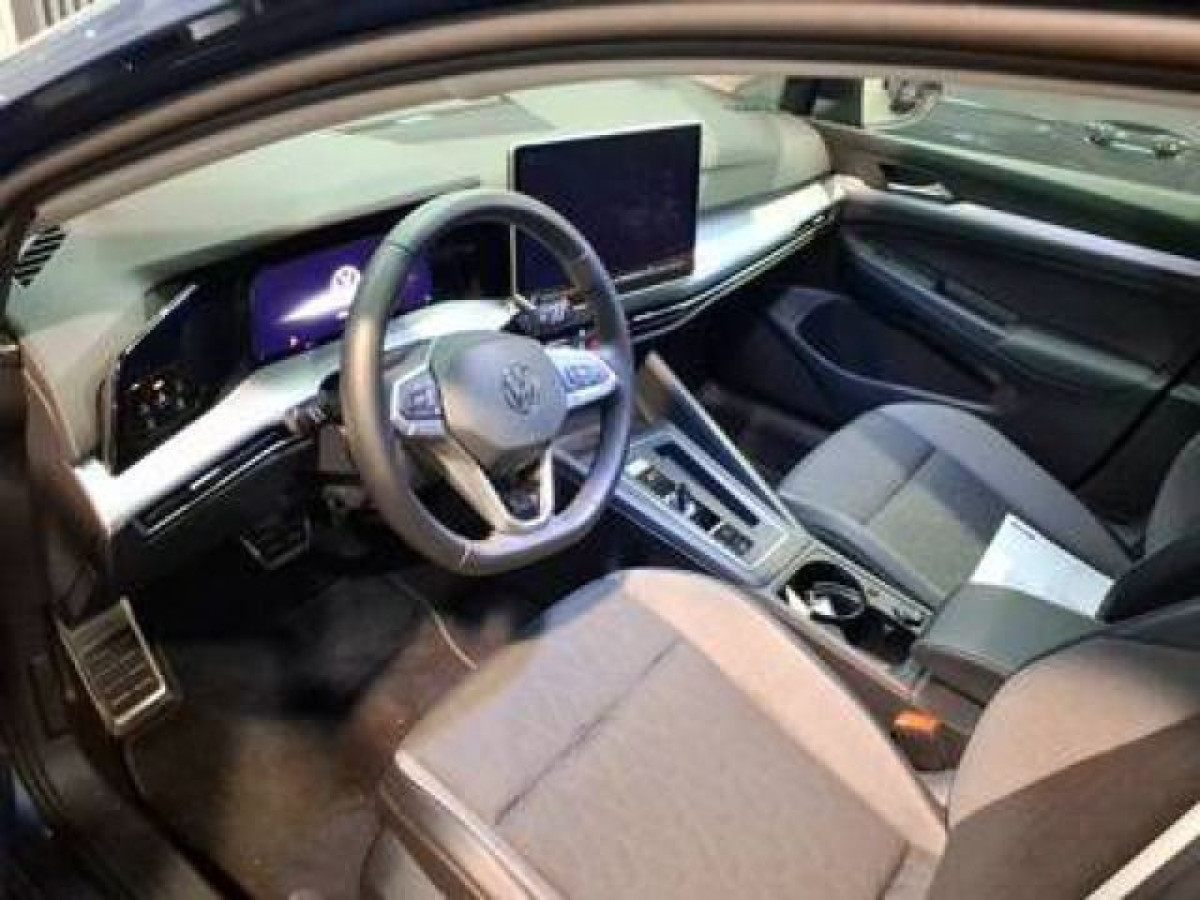 Thumb 3: Volkswagen Golf 1.5 eTSI DSG GOAL AHK NAVI SITZHZG KAMERA