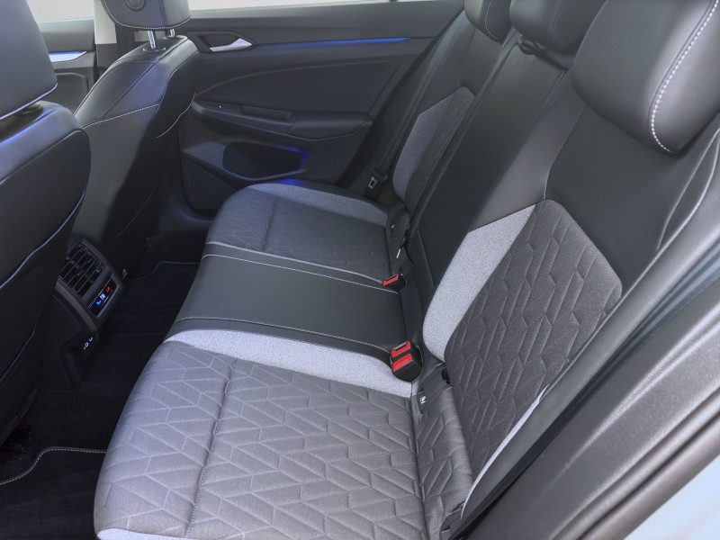 Bild 15: Volkswagen Golf 1.5 eTSI DSG ENERGY NAVI KAMERA SITZHZG LED
