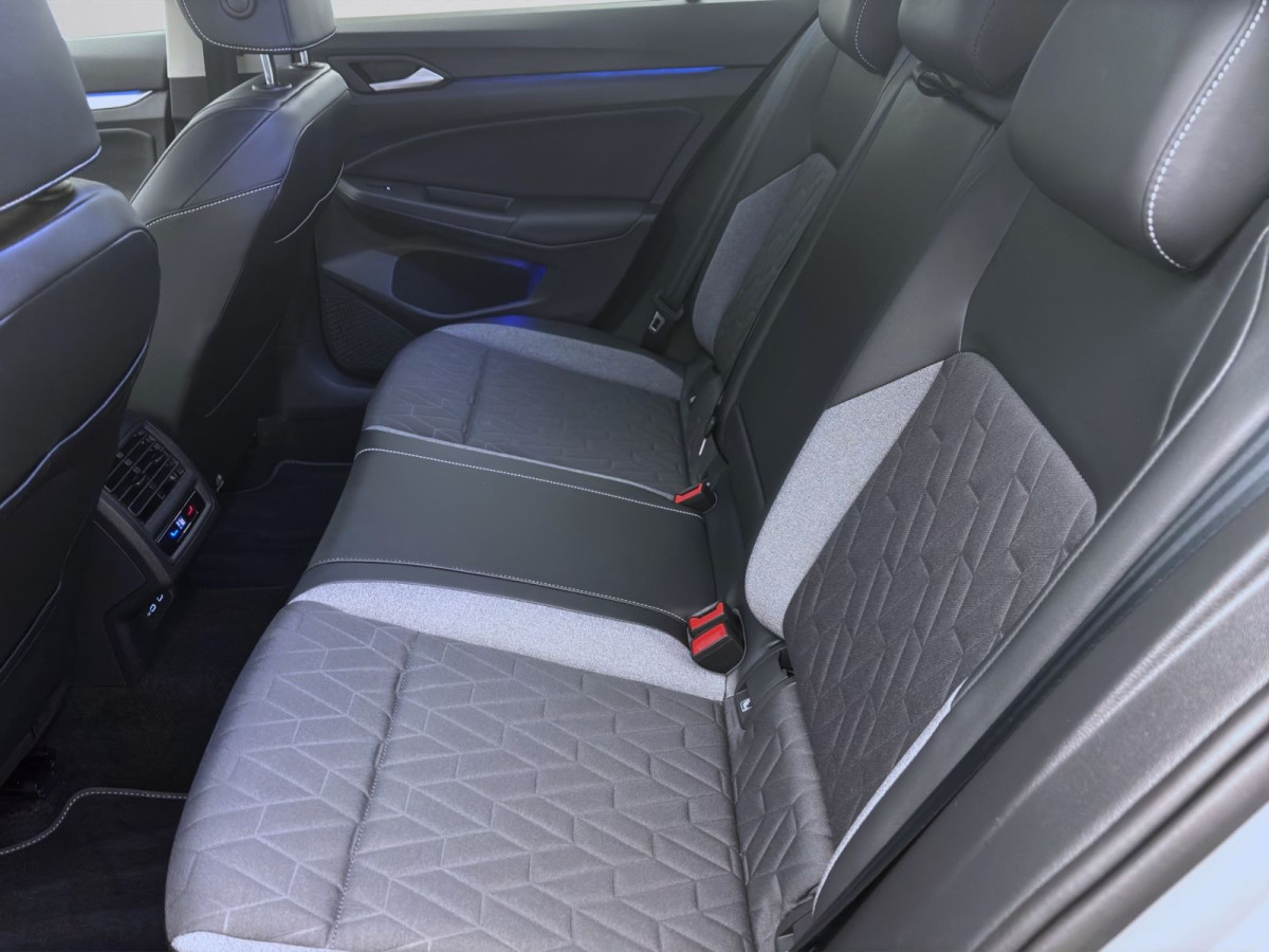 Thumb 15: Volkswagen Golf 1.5 eTSI DSG ENERGY NAVI KAMERA SITZHZG LED