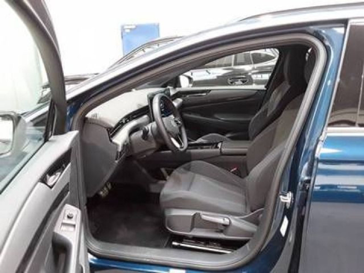 Thumb 3: Volkswagen ID.7 Tourer PRO AHK NAVI IQ.LIGHT KAMERA