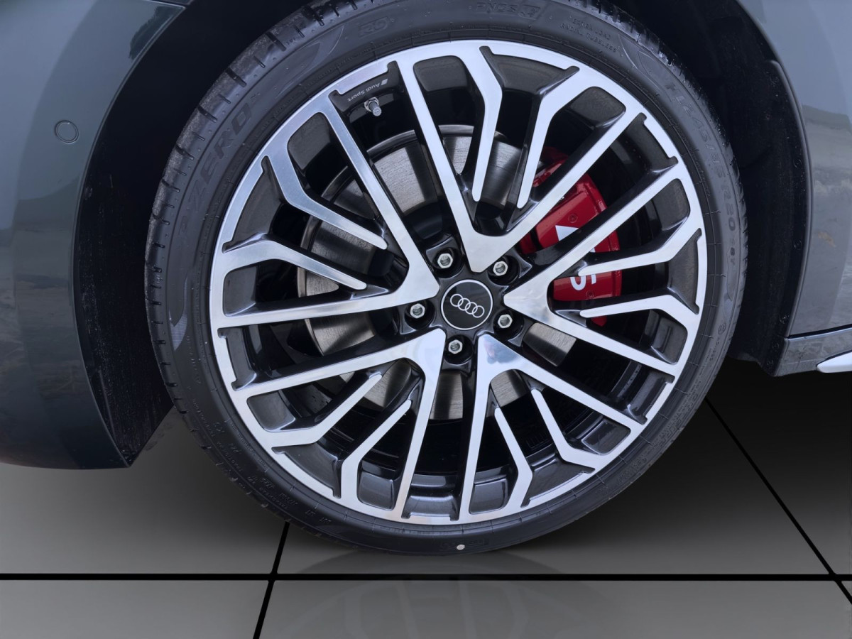 Thumb 8: Audi S5 Avant TFSI Q AUDI EXCLUSIVE AHK PANO WR19 B&O LM20