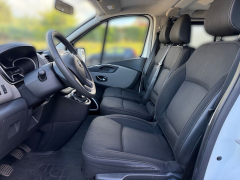 Ansicht 9 - Gebrauchtwagen Fahrzeug, Modell NV300 der Marke Nissan von Verkäufer Auto-Center Grimmen GmbH & Co. Fzg.handel KG
