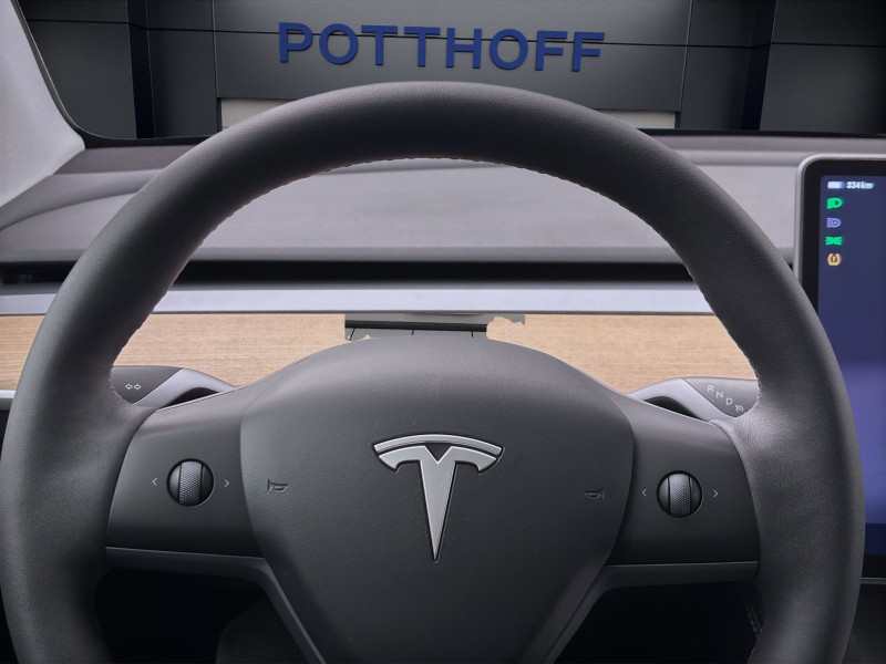 Bild 12: Tesla Model Y PERFORMANCE DUAL PANO KAMERA NAVI SITZHZG