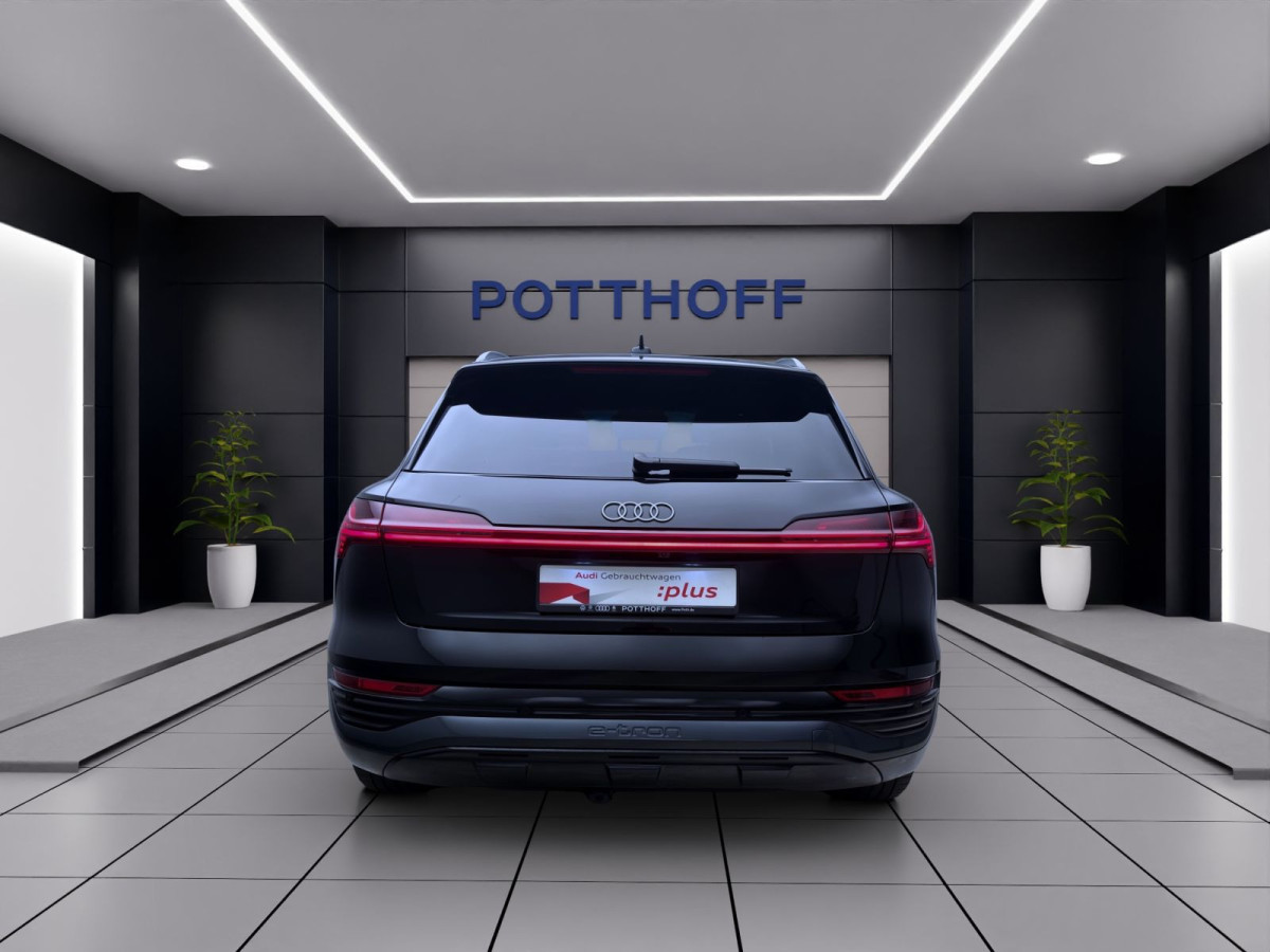 Thumb 3: Audi Q8 e-tron 50 Q S LINE HuD AHK PANO NAVI