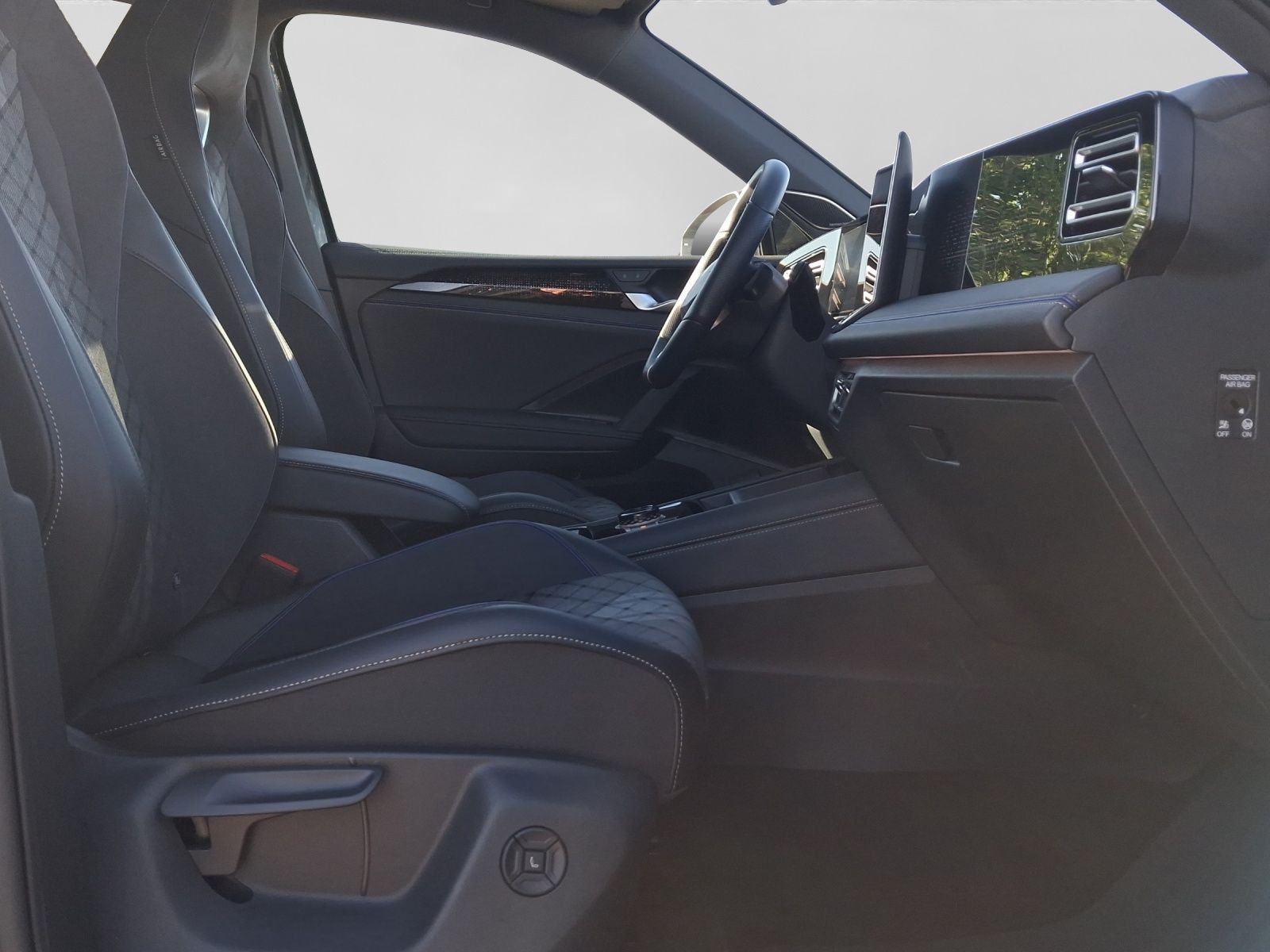 Graduation Led Matrix Tiguan eHYBRID DSG R-LINE SOUNDSYSTEM 360 SITZH LED - Tiemeyer Gruppe