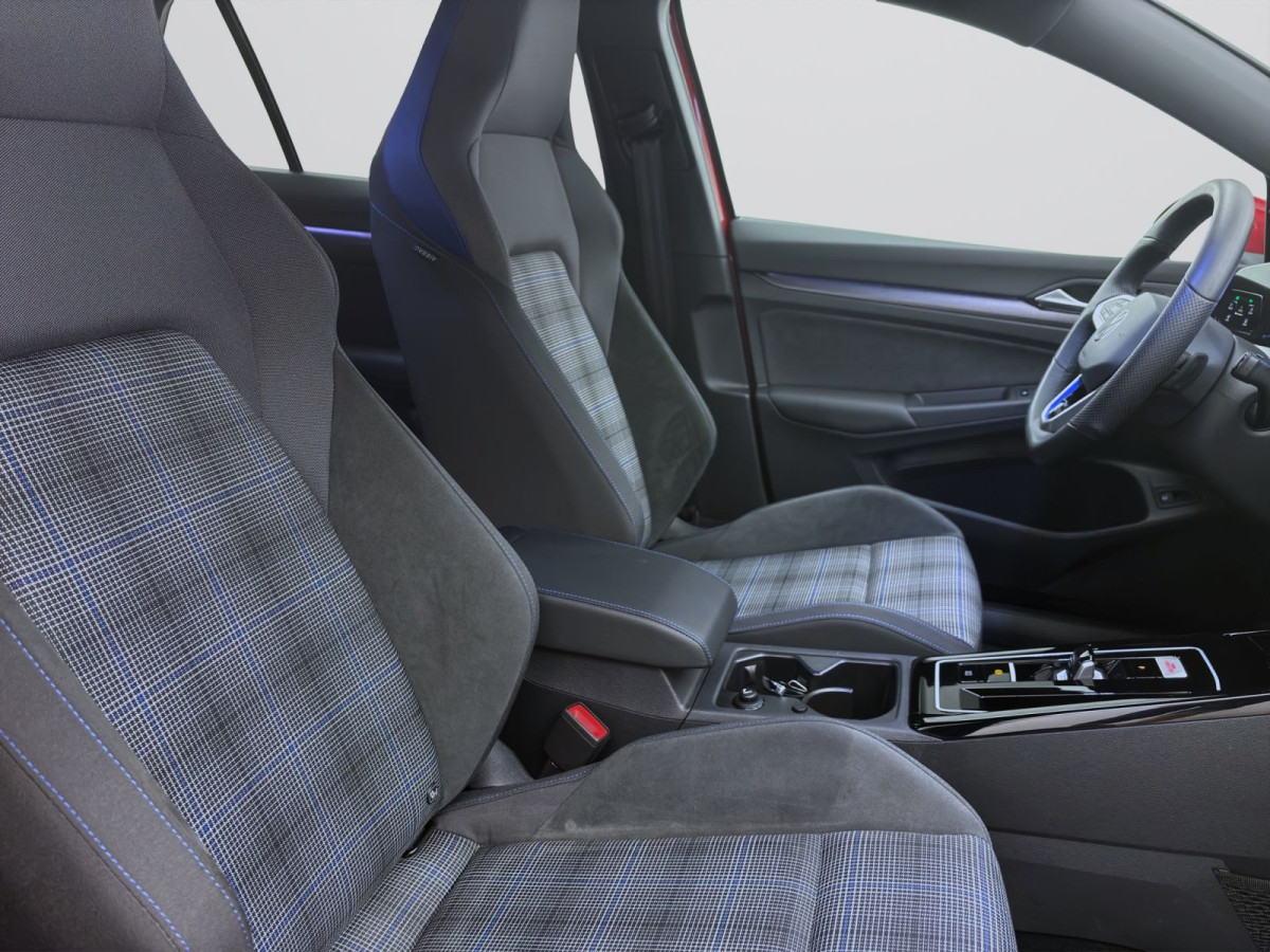 Thumb 16: Volkswagen Golf 1.5 TSI eHybrid DSG GTE AHK KAMERA NAVI PDC