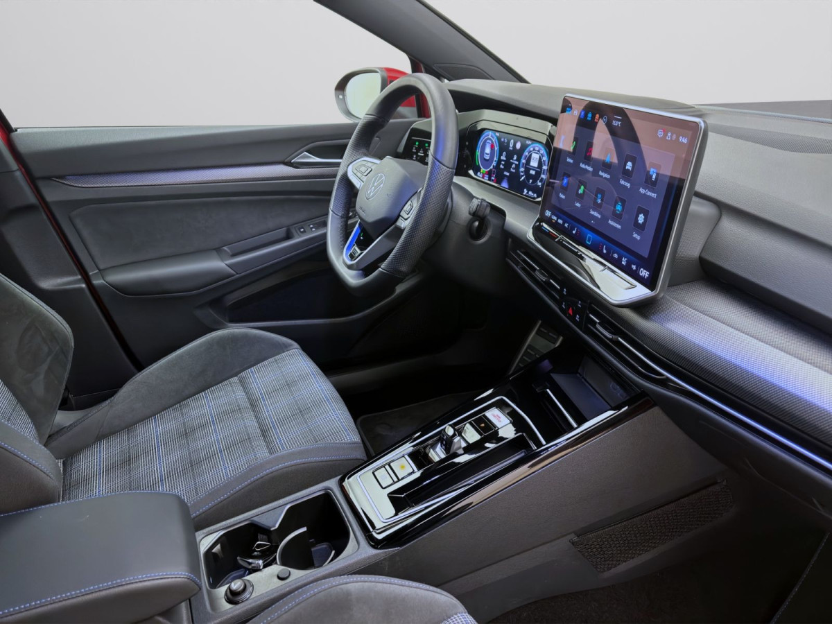 Thumb 17: Volkswagen Golf 1.5 TSI eHybrid DSG GTE AHK KAMERA NAVI PDC