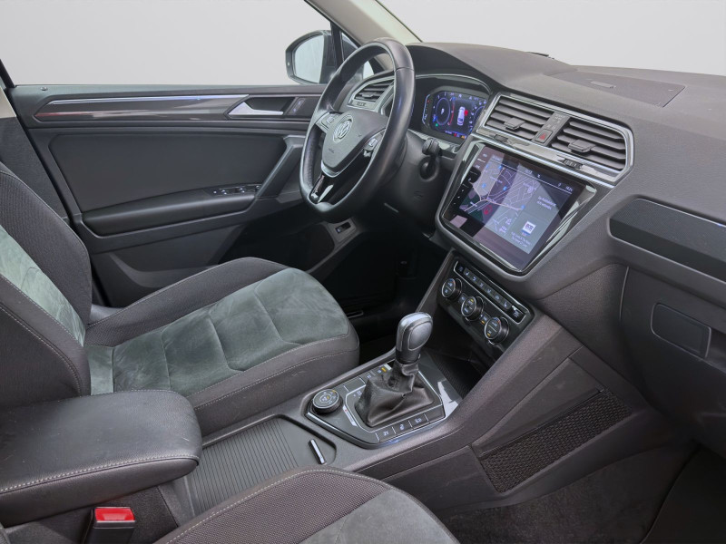 Bild 17: Volkswagen Tiguan 2.0 TDI DSG 4M HIGHLINE AHK NAVI HuD KAMERA
