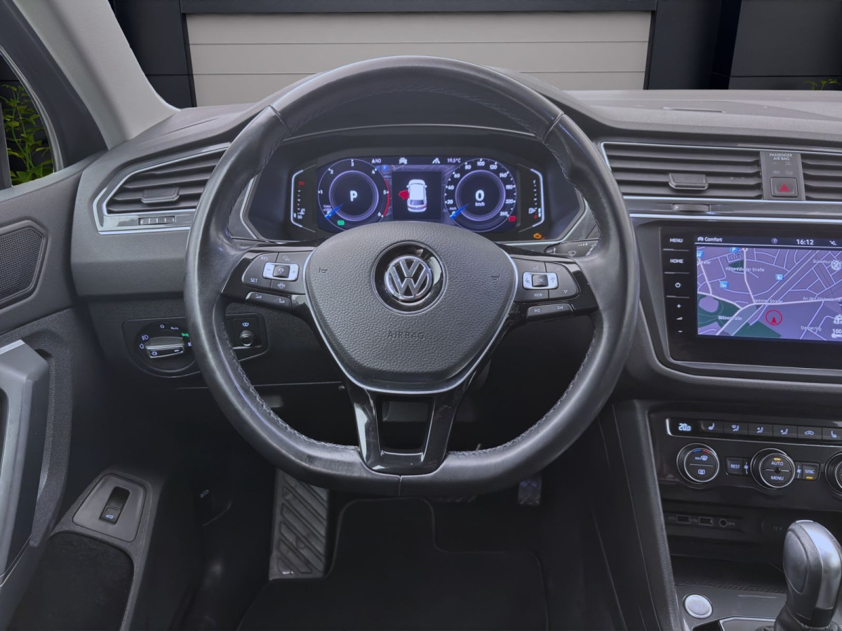 Thumb 11: Volkswagen Tiguan 2.0 TDI DSG 4M HIGHLINE AHK NAVI HuD KAMERA