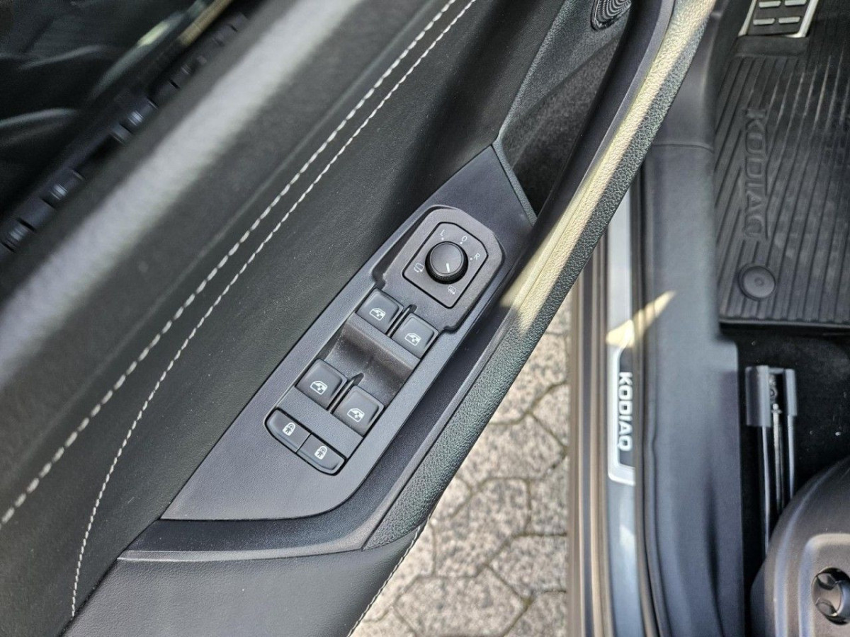 Skoda Kodiaq 2.0 TDI DSG L&K 4×4 AHK PANO 360KAM KLIMA - Bild 8