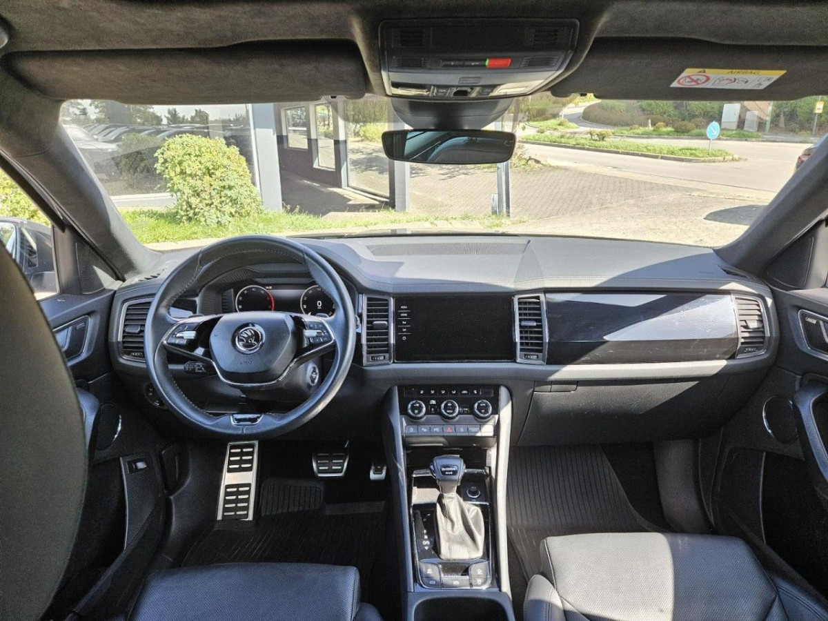 Skoda Kodiaq 2.0 TDI DSG L&K 4×4 AHK PANO 360KAM KLIMA - Bild 9