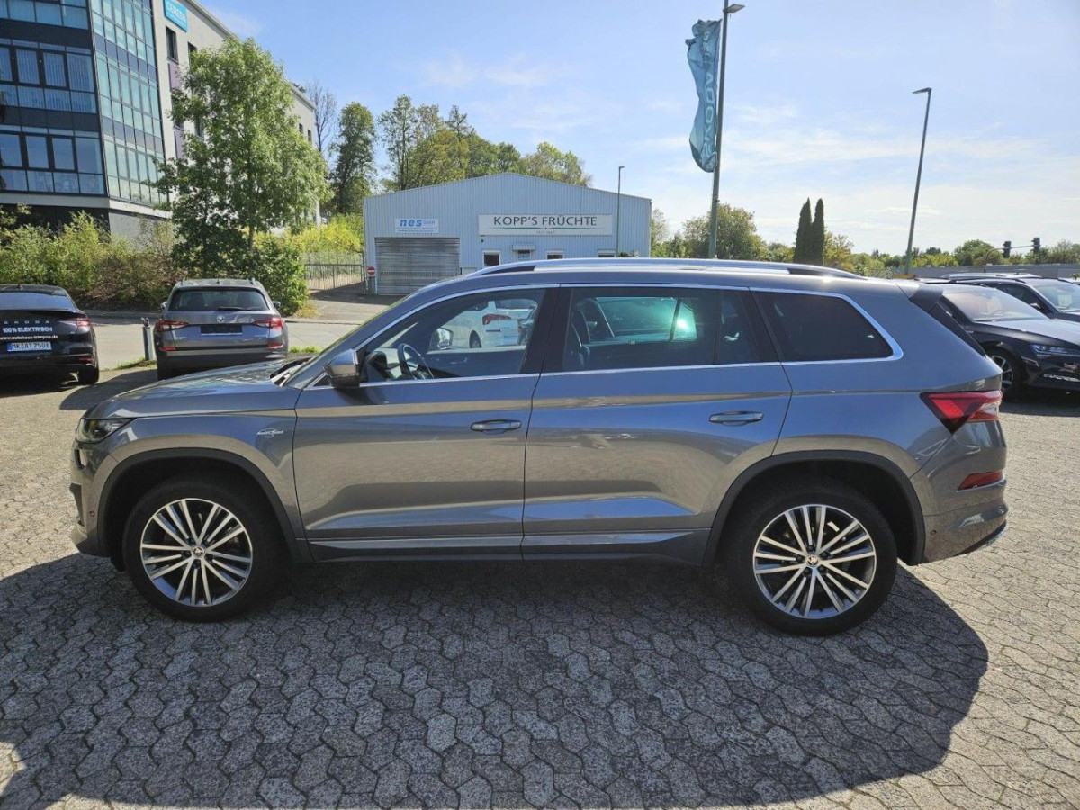 Skoda Kodiaq 2.0 TDI DSG L&K 4×4 AHK PANO 360KAM KLIMA - Bild 25