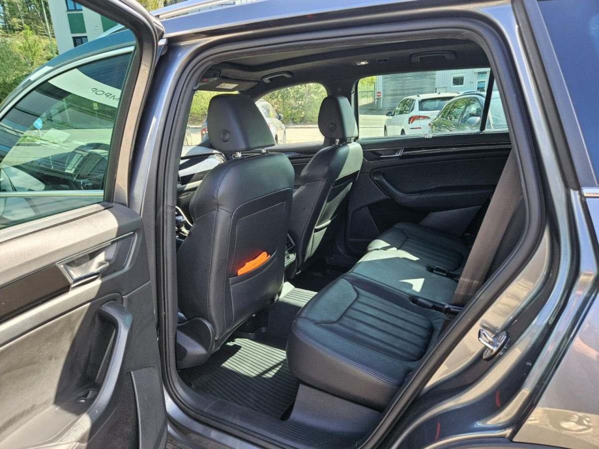 Skoda Kodiaq 2.0 TDI DSG L&K 4×4 AHK PANO 360KAM KLIMA - Bild 28