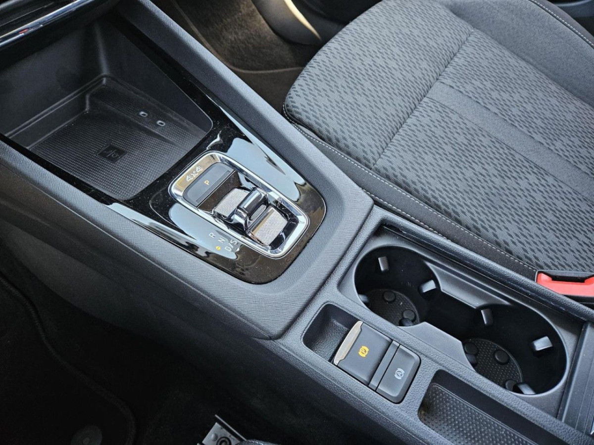Skoda Octavia Combi 2.0 TDI DSG Style 4×4 AHK NAV HUD - Bild 14