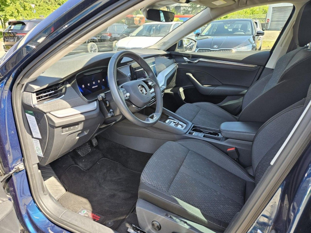 Skoda Octavia Combi 2.0 TDI DSG Style 4×4 AHK NAV HUD - Bild 27