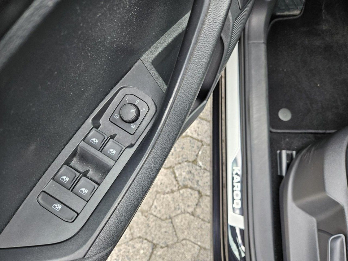 Skoda Karoq 1.5 TSI DSG Sportline AHK PANO STANDHZ LM - Bild 7
