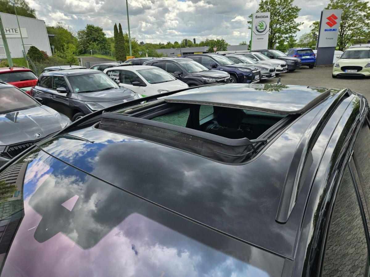 Skoda Karoq 1.5 TSI DSG Sportline AHK PANO STANDHZ LM - Bild 5