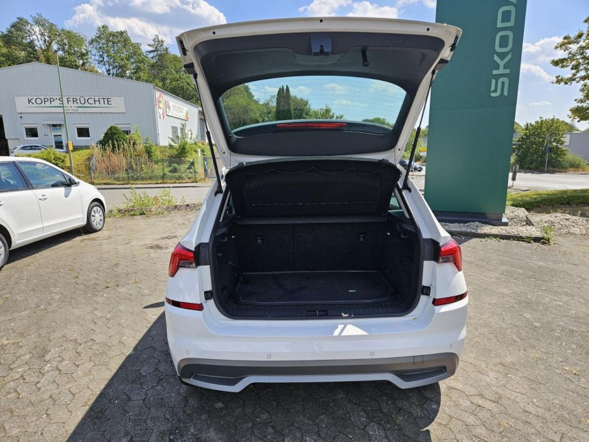 Skoda Kamiq 1.0 TSI Tour 5-Gang KLIMA SHZ SMARTLINK - Bild 17
