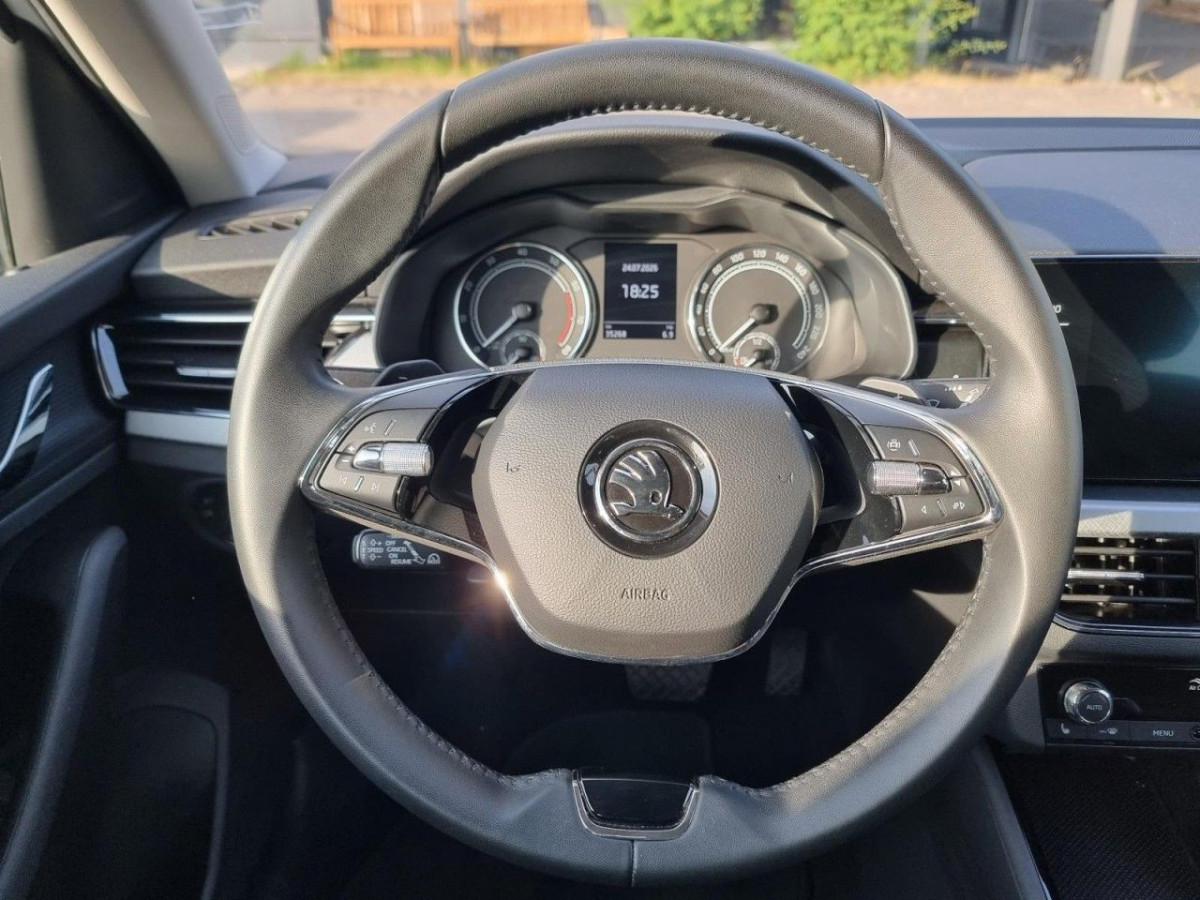 Skoda Scala 1.5 TSI DSG Tour ACC LED KLIMA SHZ - Bild 9