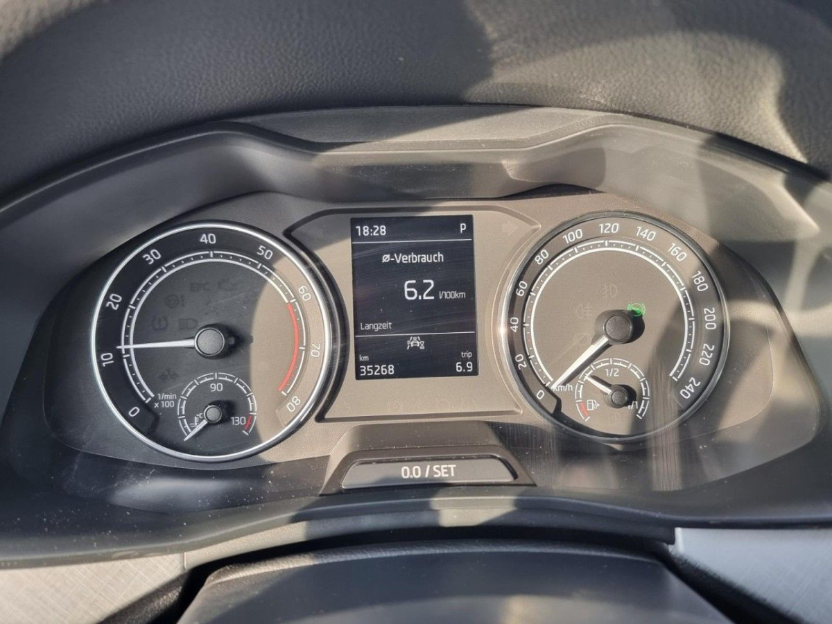 Skoda Scala 1.5 TSI DSG Tour ACC LED KLIMA SHZ - Bild 25