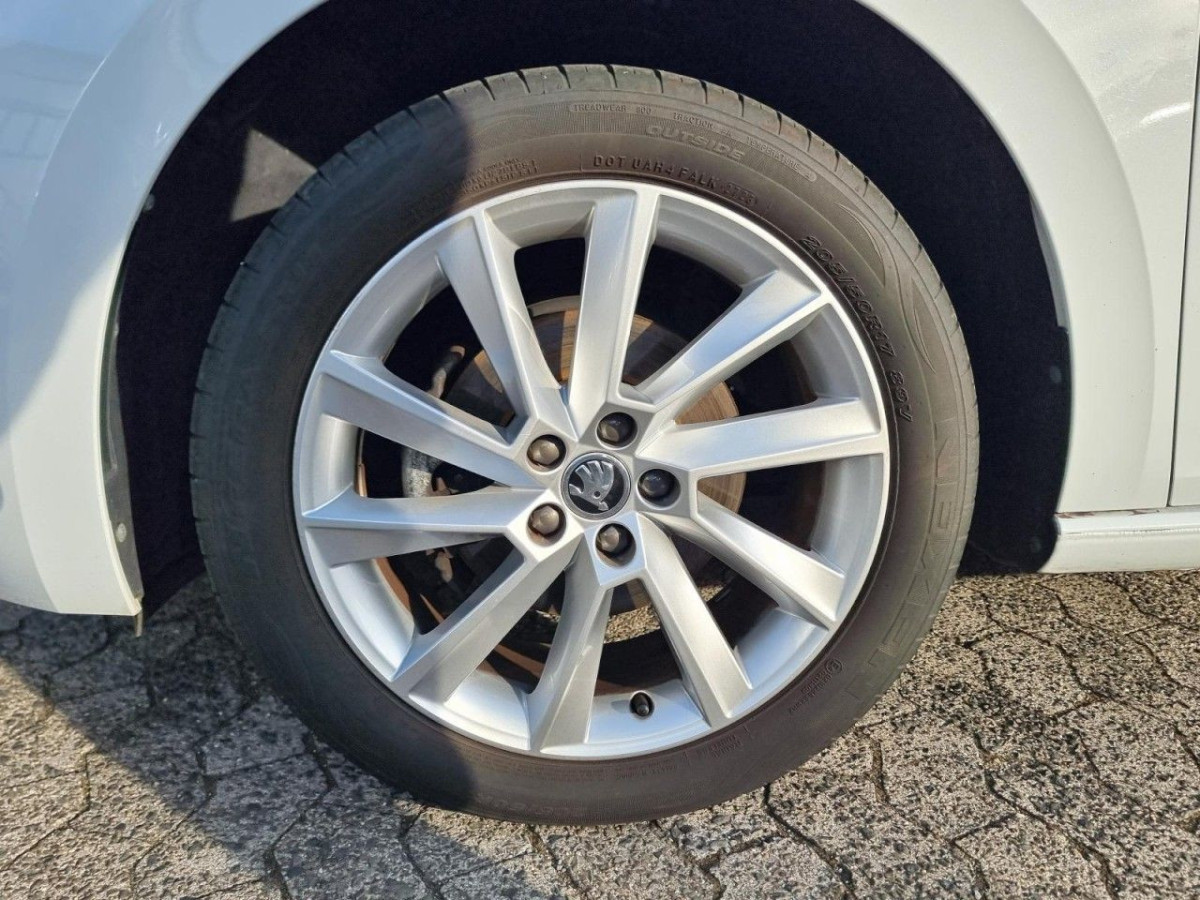 Skoda Scala 1.5 TSI DSG Tour ACC LED KLIMA SHZ - Bild 31