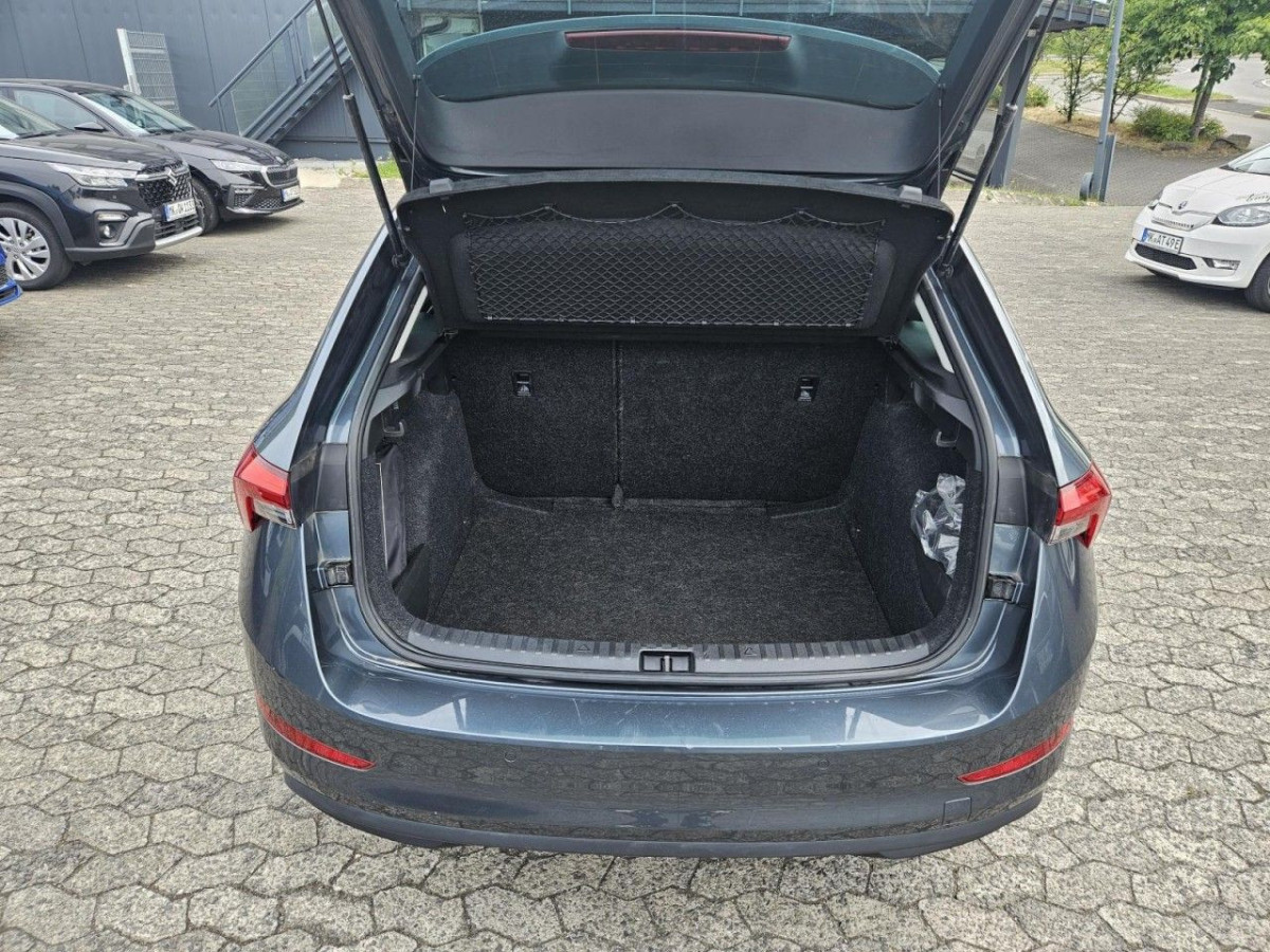 Skoda Scala 1.5 TSI DSG Drive 125 AHK KLIMA KAM LED - Bild 18