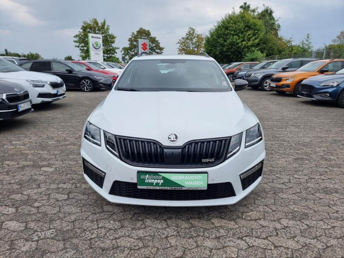 Skoda Octavia Combi 2.0 TDI RS 4×4 PANO KLIMA NAV LED - Bild 23