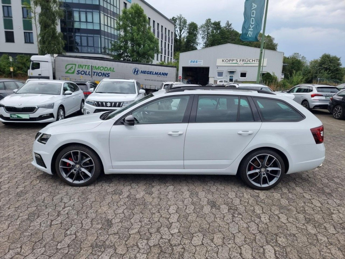 Skoda Octavia Combi 2.0 TDI RS 4×4 PANO KLIMA NAV LED - Bild 27