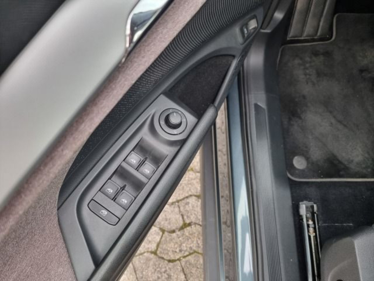 Skoda Enyaq iV 80 Lodge KLIMA NAV 360KAM SHZ LED SMART - Bild 5