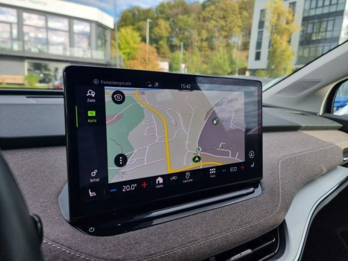 Skoda Enyaq iV 80 Lodge KLIMA NAV 360KAM SHZ LED SMART - Bild 9