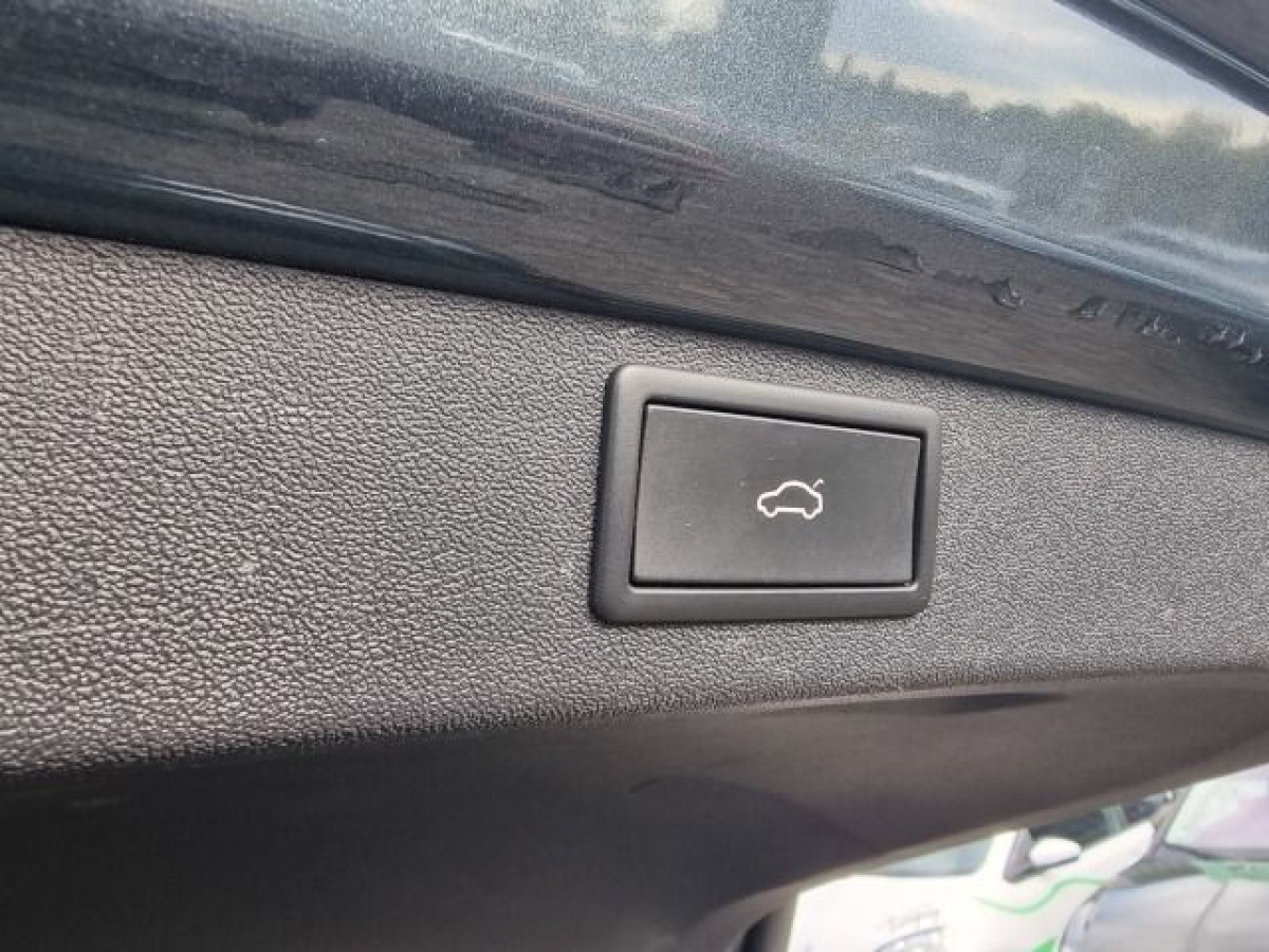Skoda Enyaq iV 80 Lodge KLIMA NAV 360KAM SHZ LED SMART - Bild 20