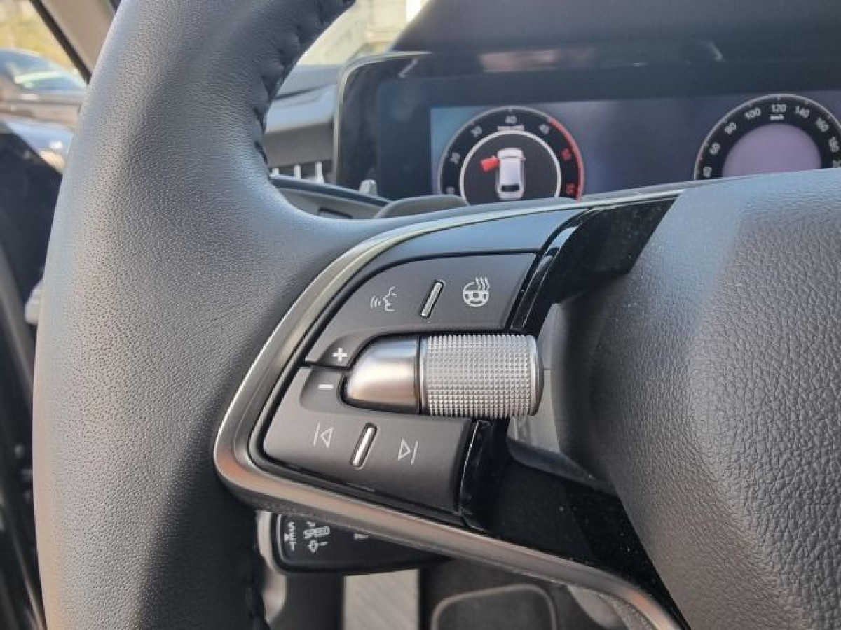 Skoda Superb 2.0 TDI 4×4 L&K AHK MASSAGE 360KAM LED - Bild 30