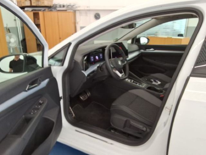 Bild 3: Volkswagen Golf 1.5 eTSI DSG ENERGY STDHZG NAVI KAMERA SITZHZG