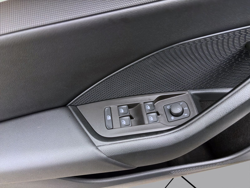 Bild 10: Škoda Octavia Combi 2.0 TDI DSG STYLE NAVI HuD SITZHZG LED