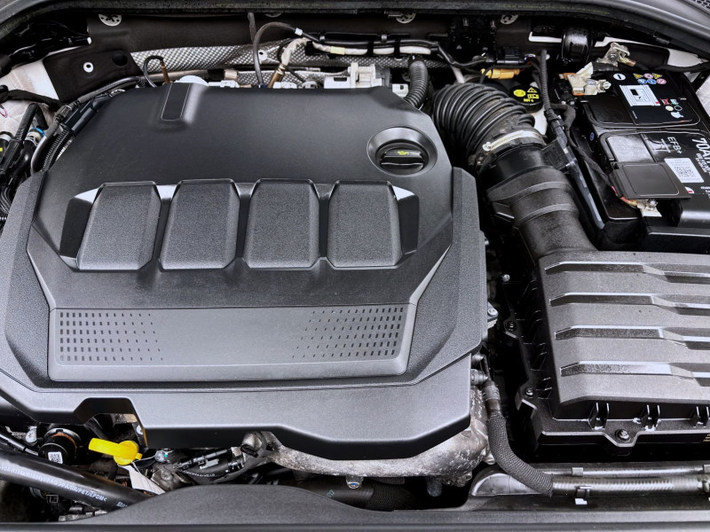 Bild 17: Škoda Octavia Combi 2.0 TDI DSG STYLE NAVI HuD SITZHZG LED