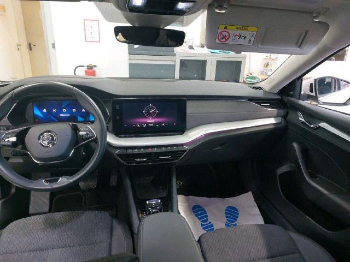 Thumb 3: Škoda Octavia Combi 2.0 TDI DSG STYLE NAVI HuD SITZHZG LED