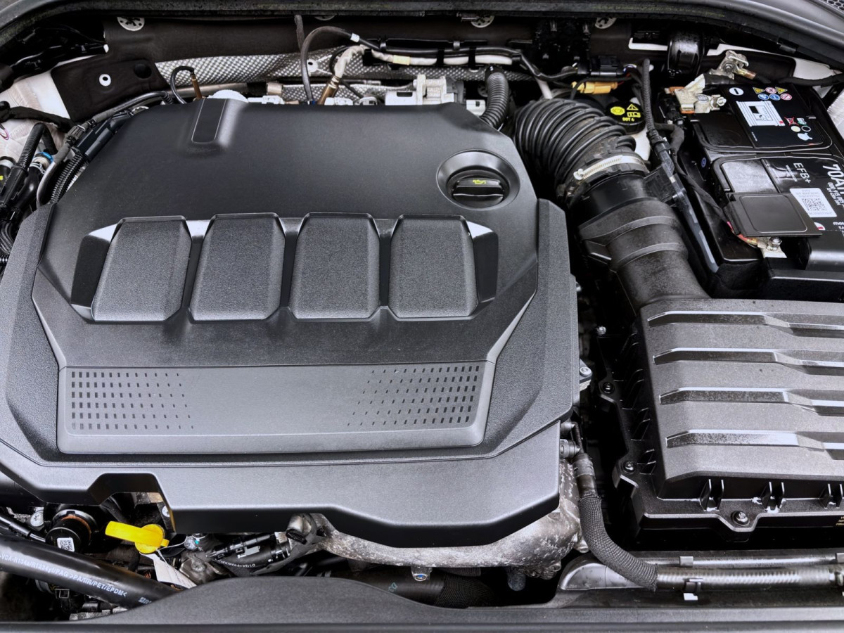 Thumb 17: Škoda Octavia Combi 2.0 TDI DSG STYLE NAVI HuD SITZHZG LED