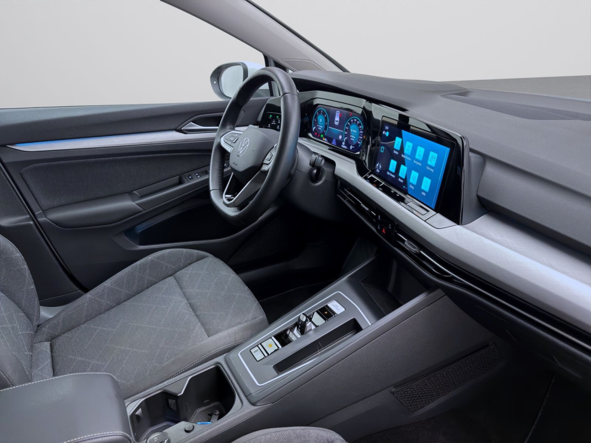 Thumb 17: Volkswagen Golf Variant 2.0 TDI DSG LIFE NAVI KAMERA SITZHZG LED