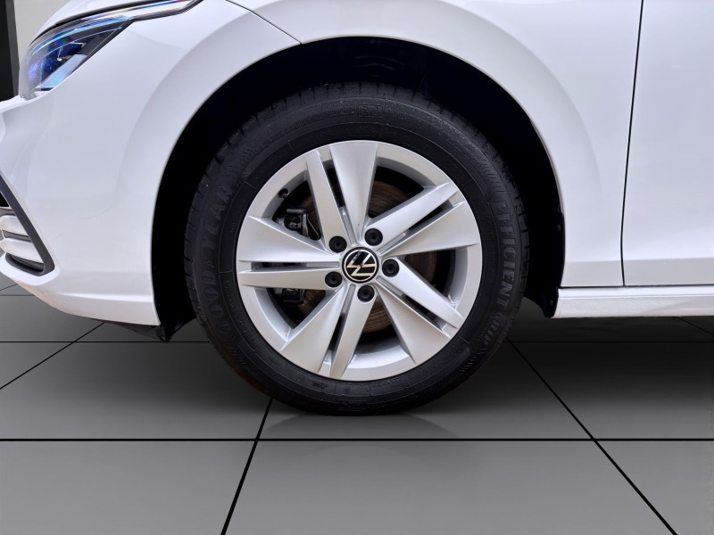 Bild 8: Volkswagen Golf Variant 2.0 TDI DSG LIFE NAVI KAMERA SITZHZG LED