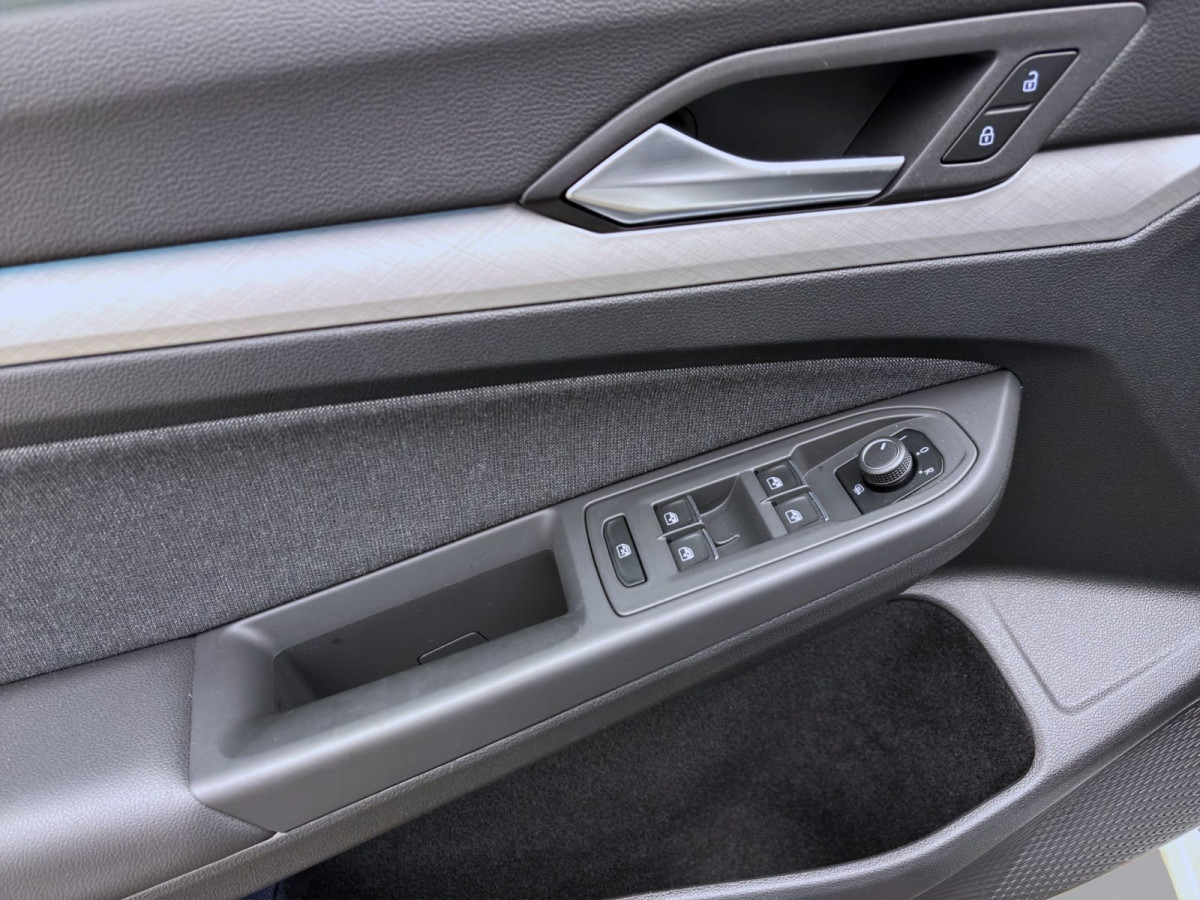 Thumb 10: Volkswagen Golf Variant 2.0 TDI DSG LIFE NAVI KAMERA SITZHZG LED