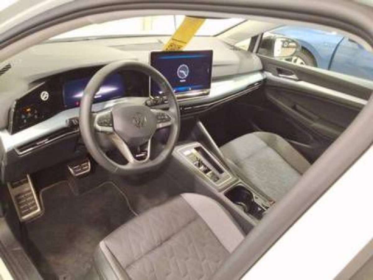 Thumb 3: Volkswagen Golf 1.5 eTSI DSG ENERGY AHK NAVI KAMERA SITZHZG