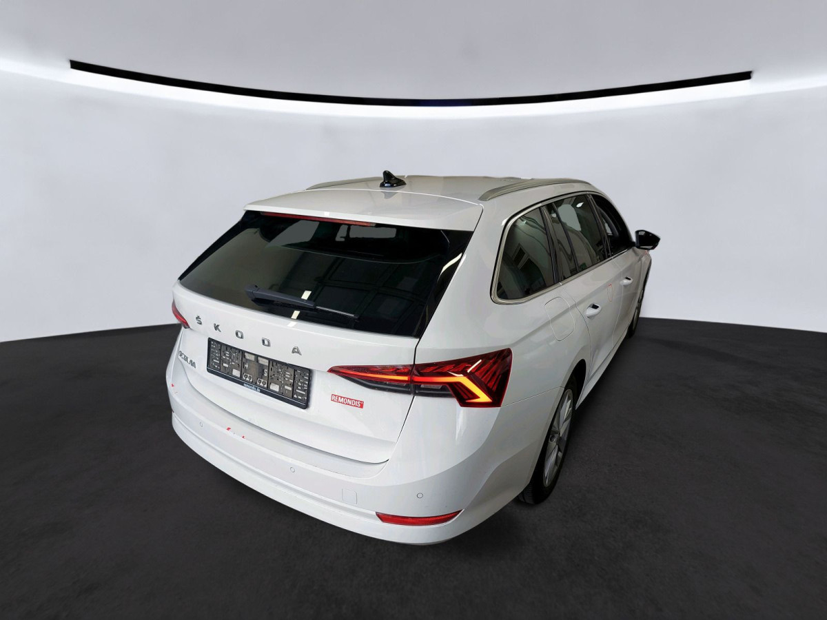 Thumb 2: Škoda Octavia Combi 2.0 TDI DSG STYLE AHK NAVI HuD SITZHZG