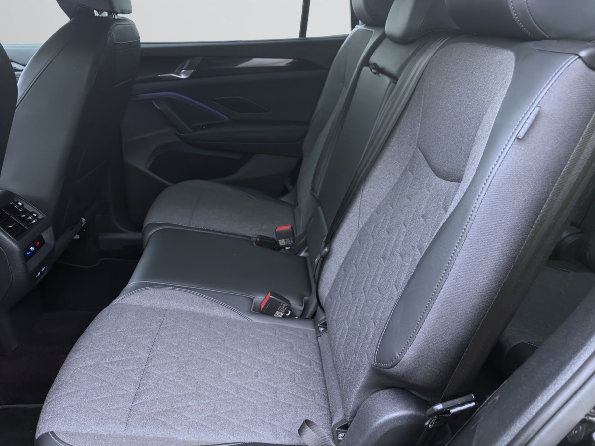 Thumb 15: Volkswagen Tayron 1.5 eTSI DSG LIFE AHK KAMERA NAVI SITZHZG