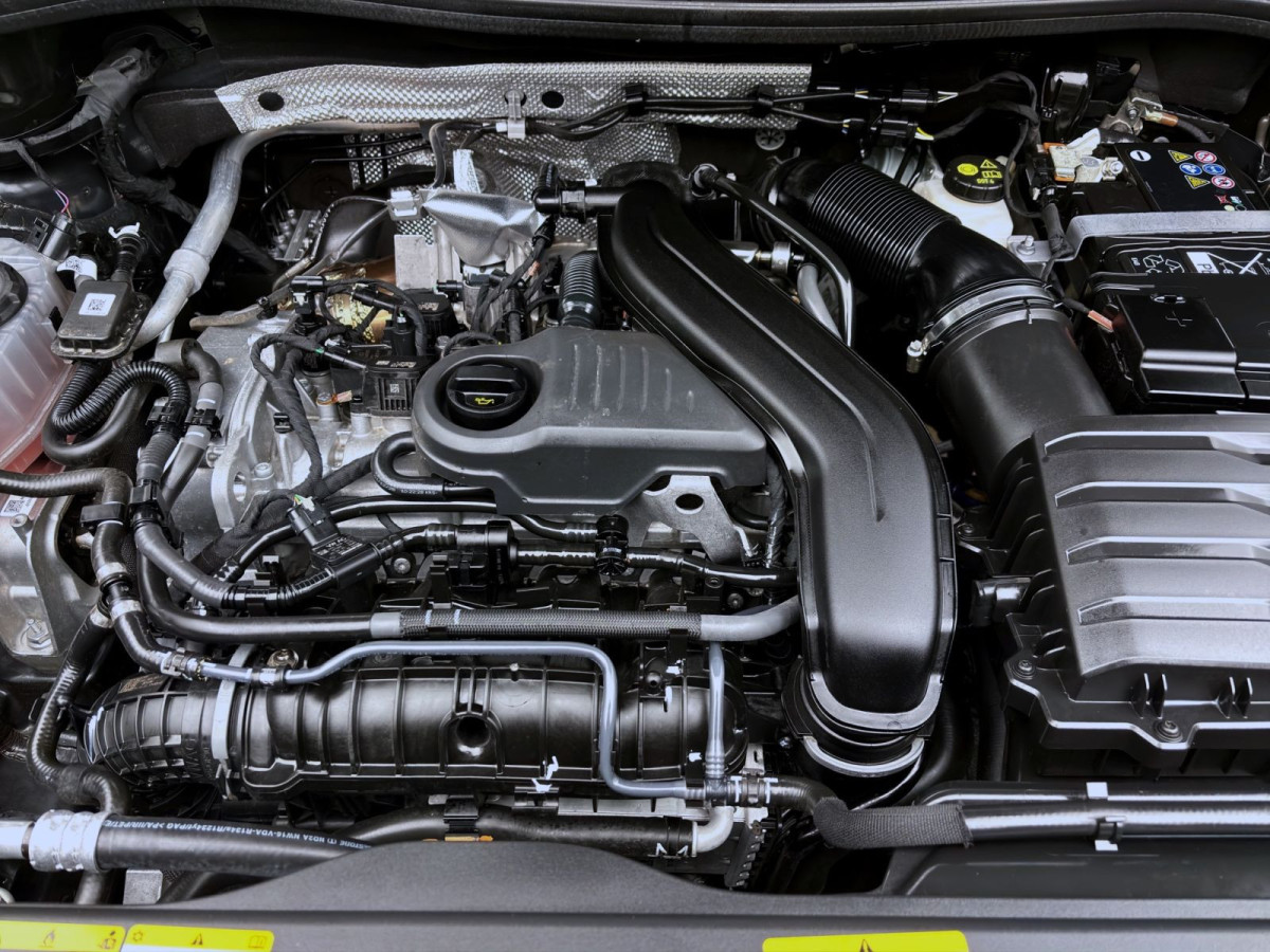 Thumb 18: Volkswagen Tayron 1.5 eTSI DSG LIFE AHK KAMERA NAVI SITZHZG